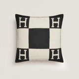 Hermes Avalon Blanket
